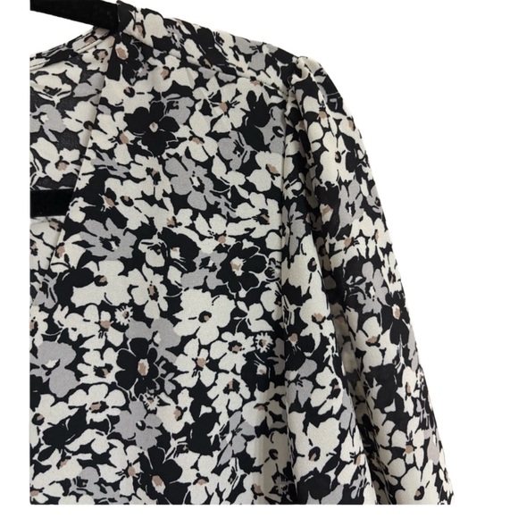 Philosophy Boho Smocked Waist Peasant Blouse M Neutral Tones B & W - Picture 9 of 11